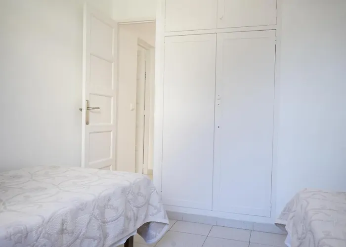 아파트 Playa Calan Blanes